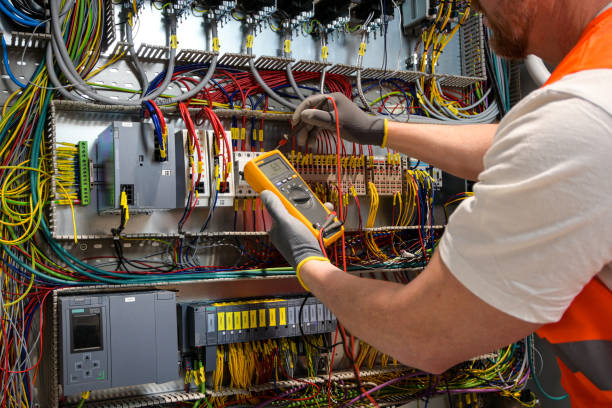 Best Affordable Emergency Electrician  in Manhattan, KS